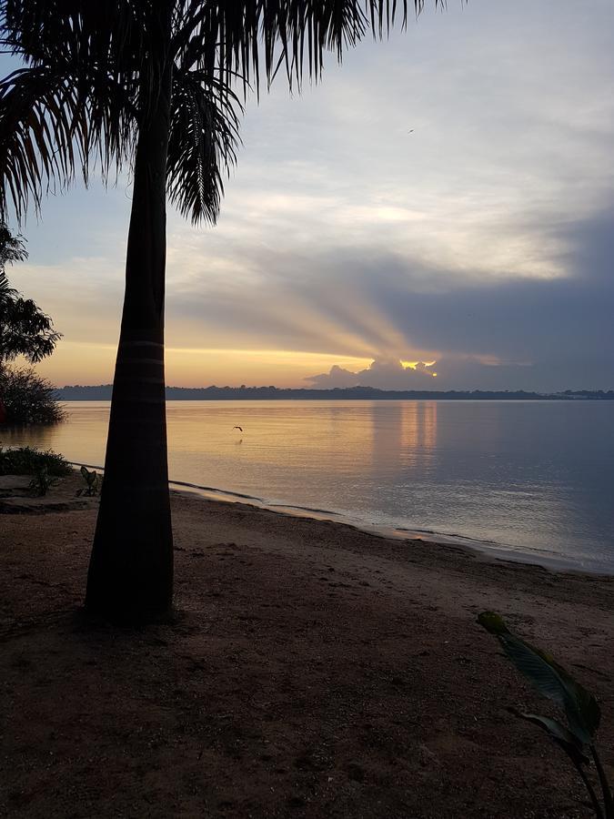 The Palms Beach Hotel And Restaurant Limited Entebbe Eksteriør bilde
