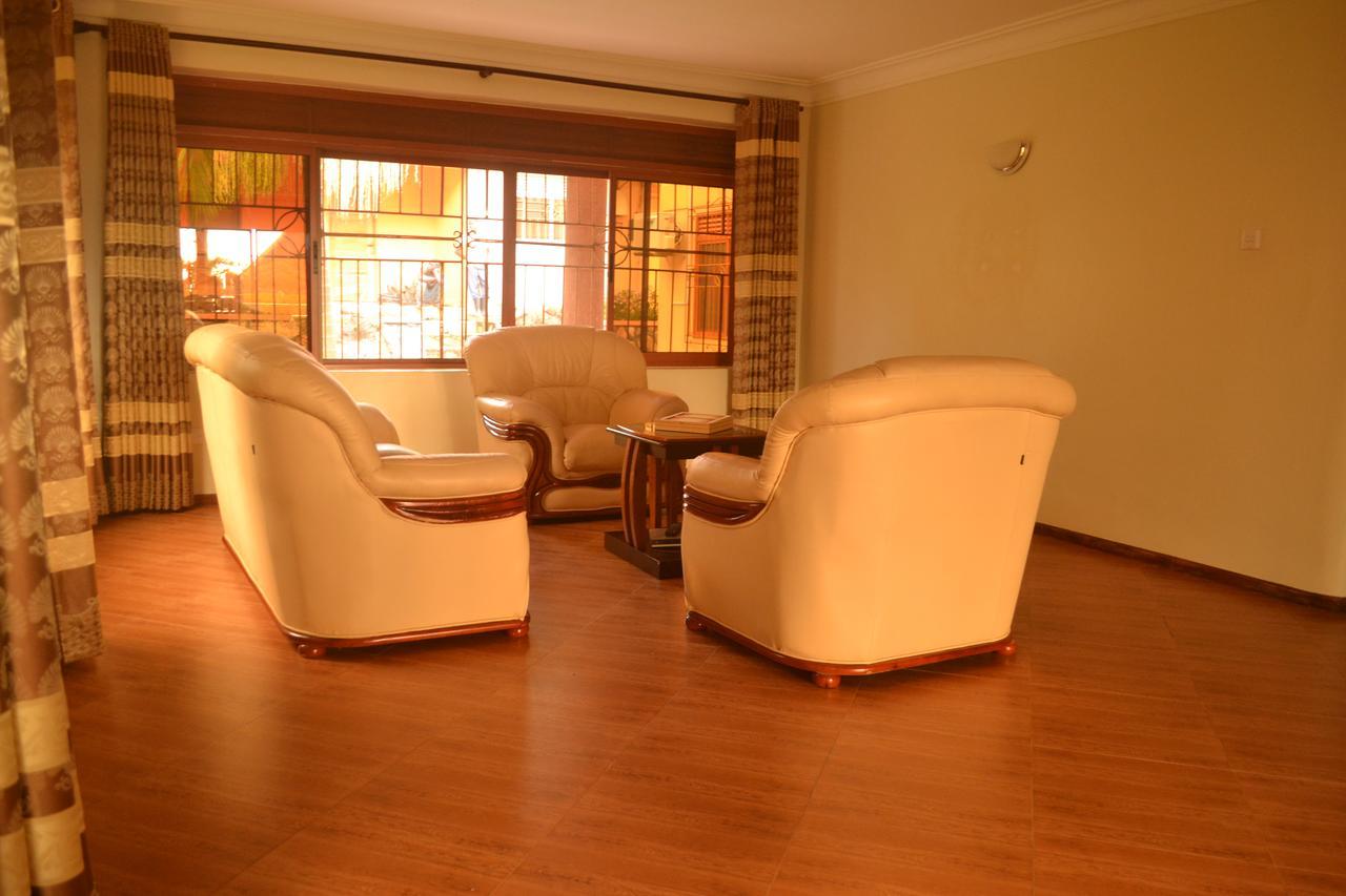 The Palms Beach Hotel And Restaurant Limited Entebbe Eksteriør bilde